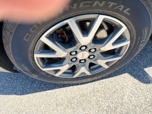 Used 2023 GMC Acadia SLT AWD/4WD image 14