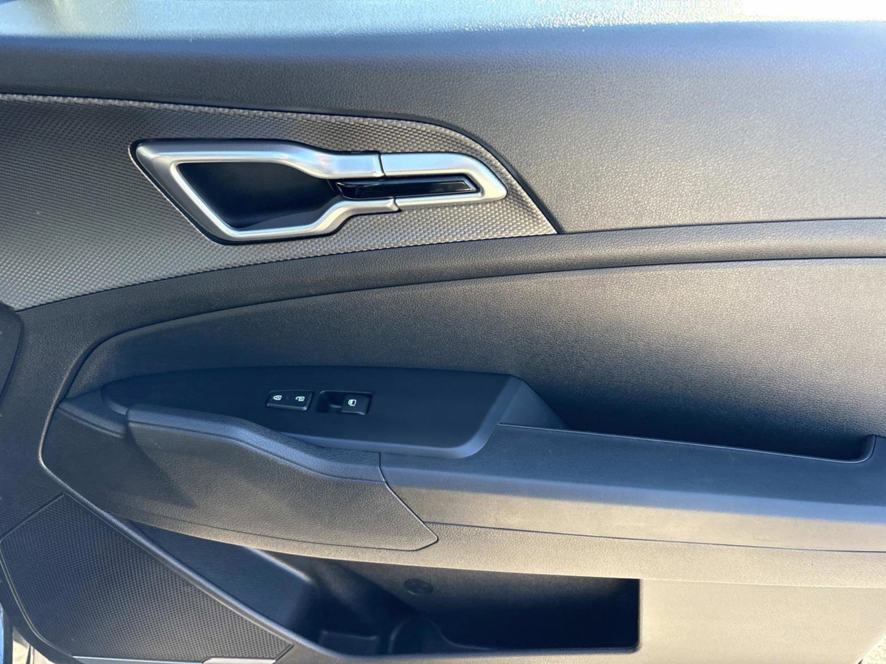 Used 2024 Kia Sportage LX image 21