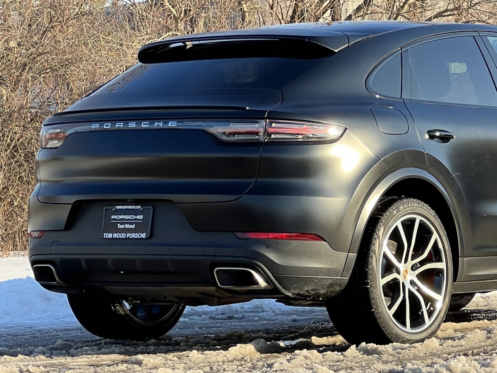 Certified 2021 Porsche Cayenne Coupe image 9