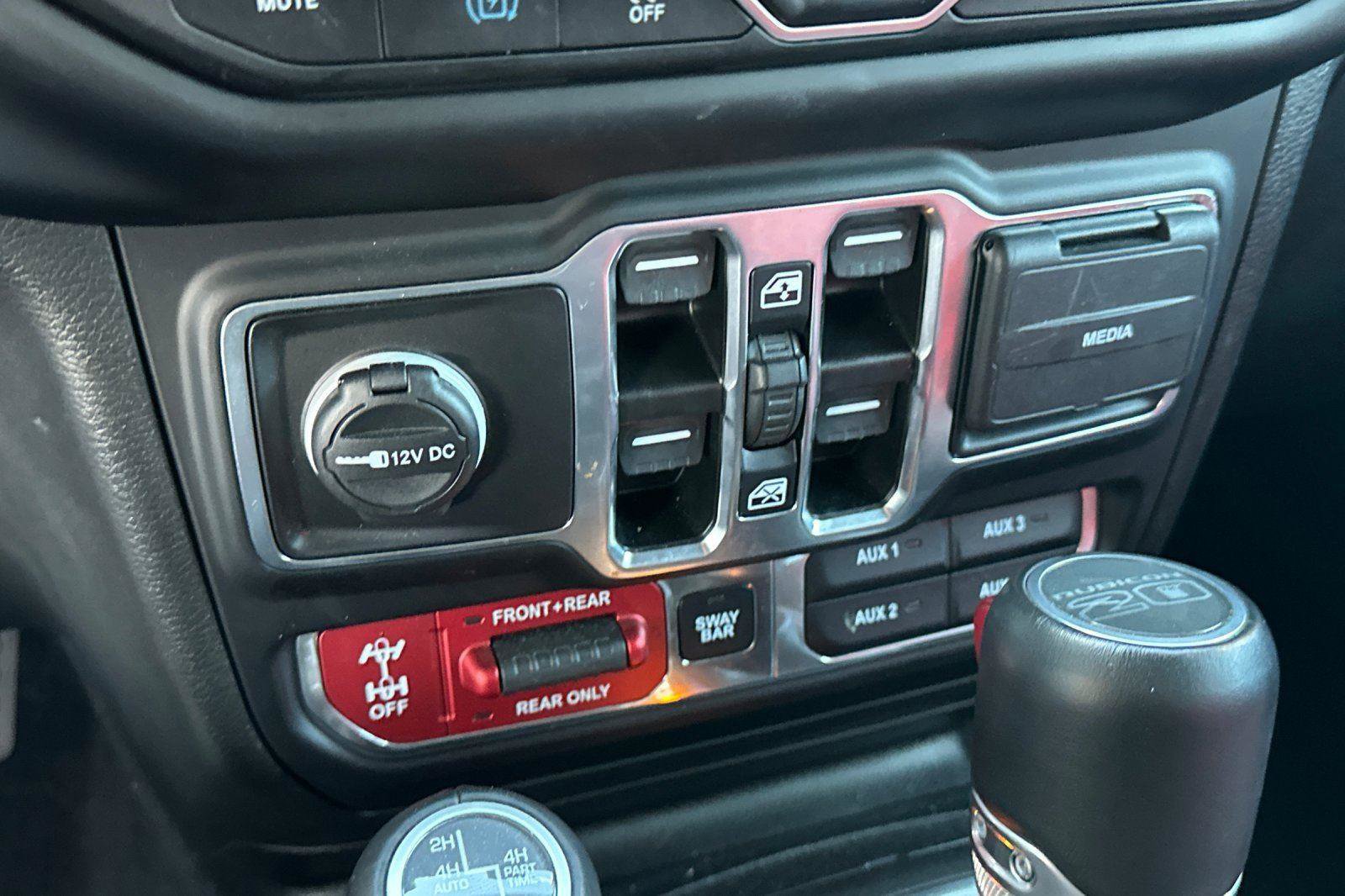 Used 2023 Jeep Wrangler Unlimited Rubicon 4xe image 25