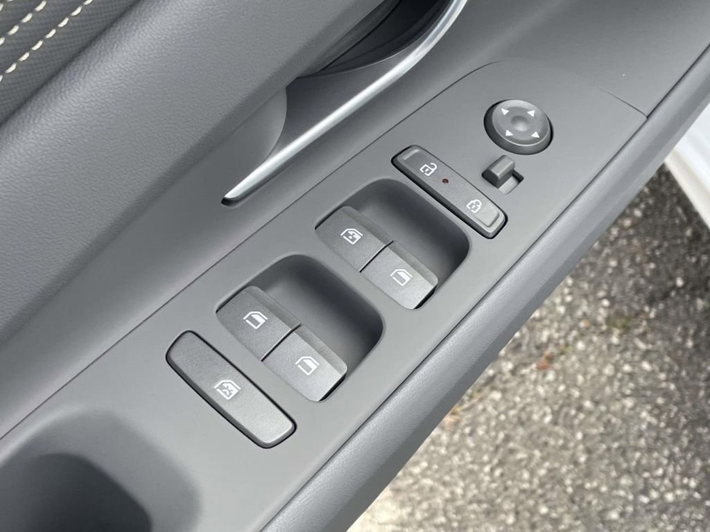 New 2026 Hyundai Elantra Sport FWD image 14