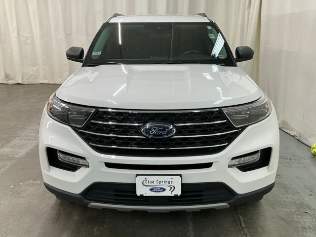 Used 2023 Ford Explorer XLT w/ Equipment Group 202A image 8