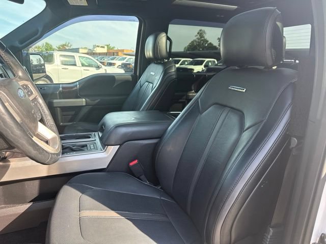 Used 2017 Ford F150 Platinum w/ Equipment Group 701A Luxury AWD/4WD image 9