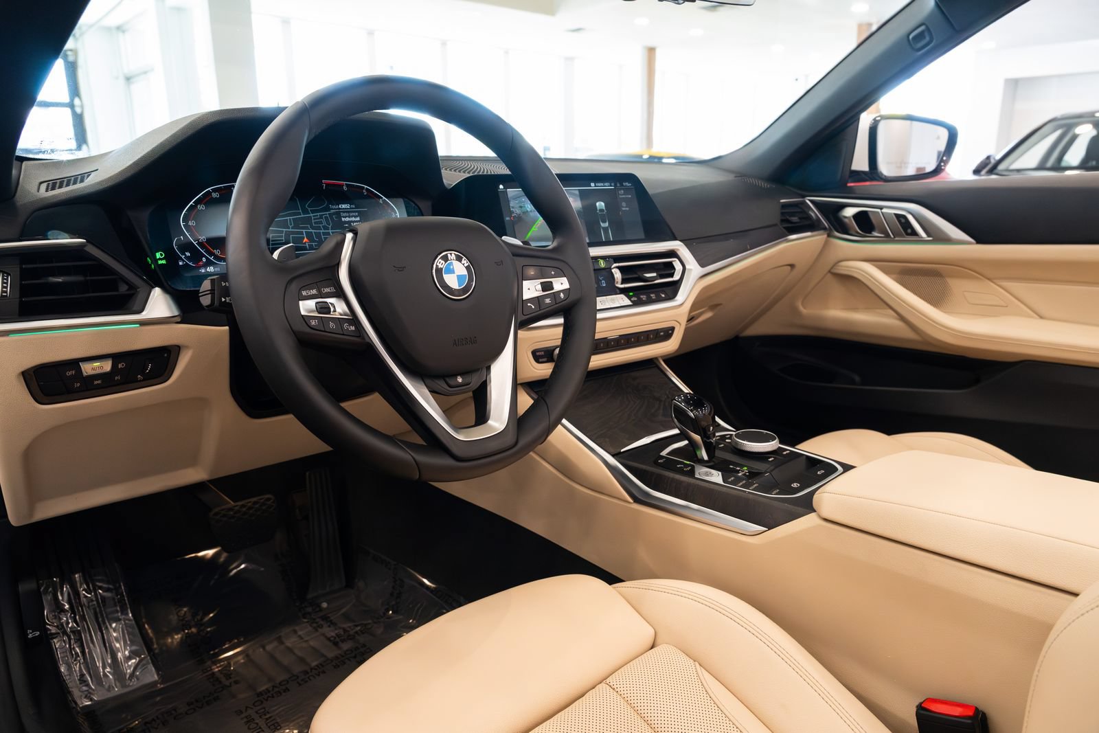 Used 2022 BMW 430i xDrive Convertible w/ Convenience Package AWD/4WD image 22