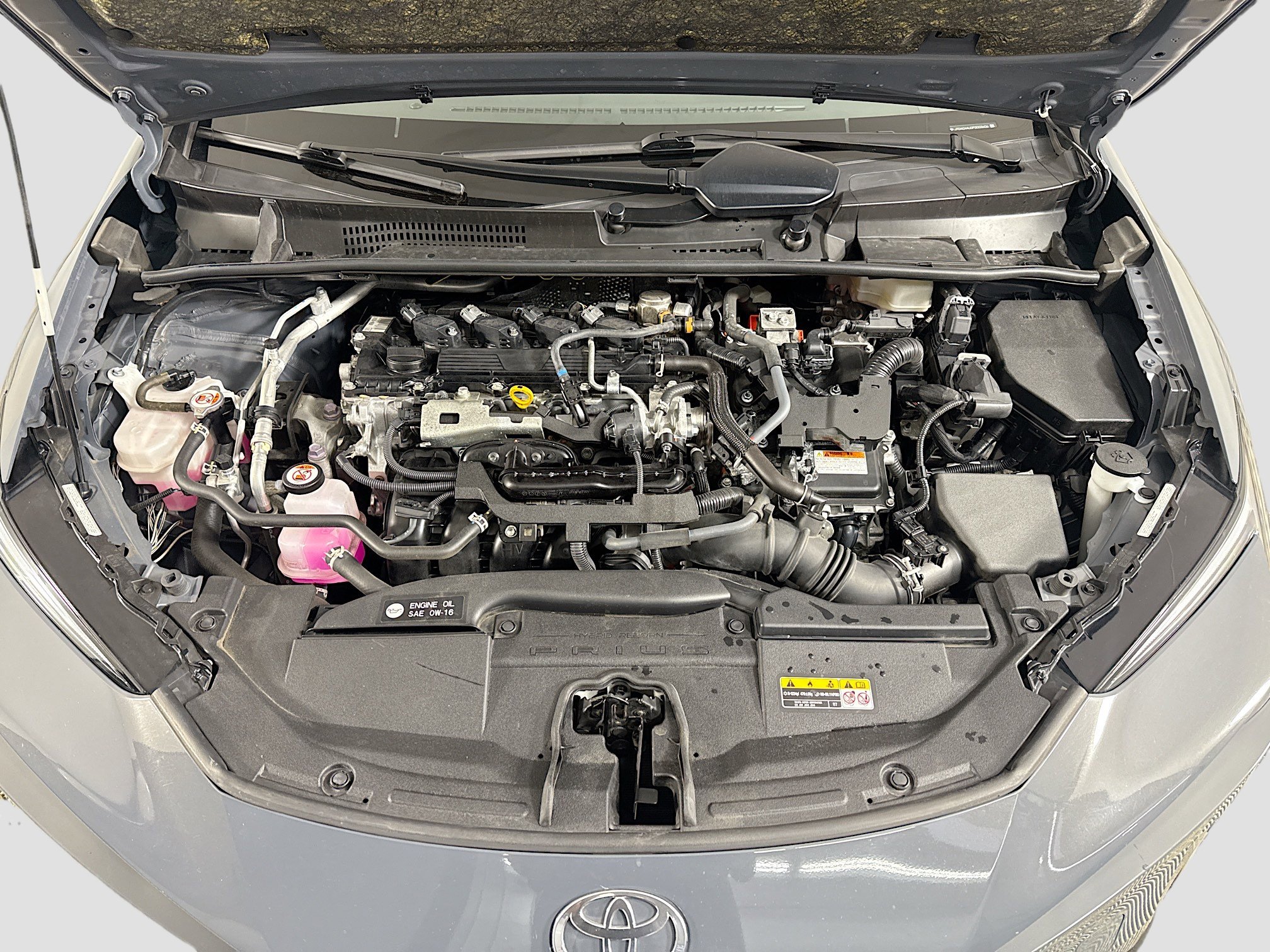 Used 2023 Toyota Prius LE image 39