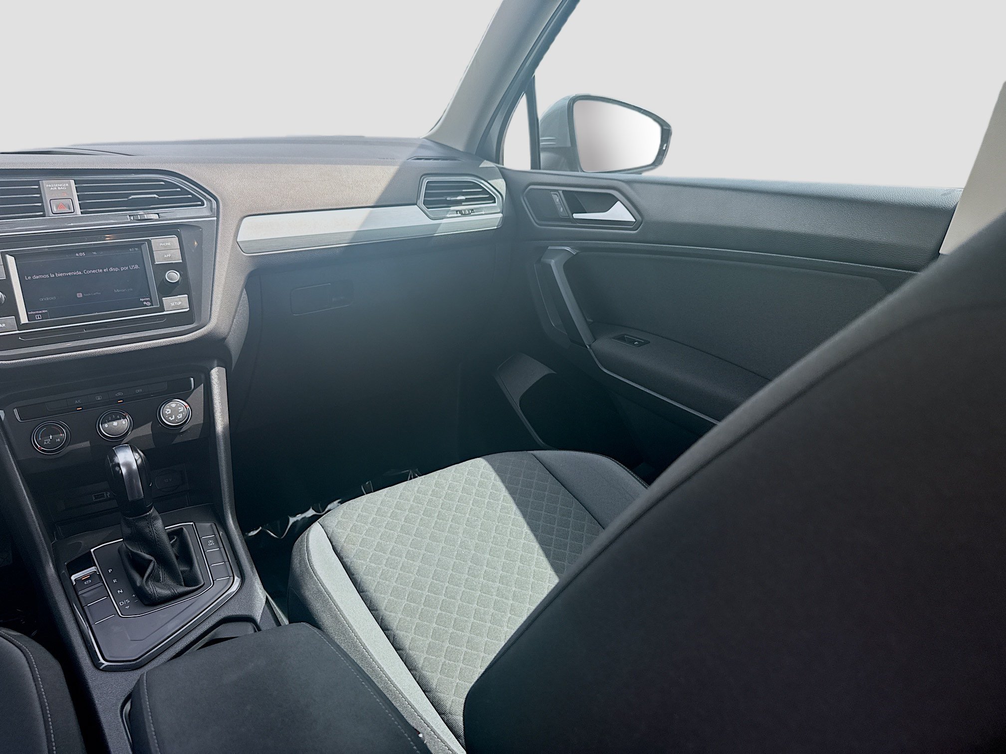 Used 2019 Volkswagen Tiguan S w/ Driver Assistance Package FWD image 21