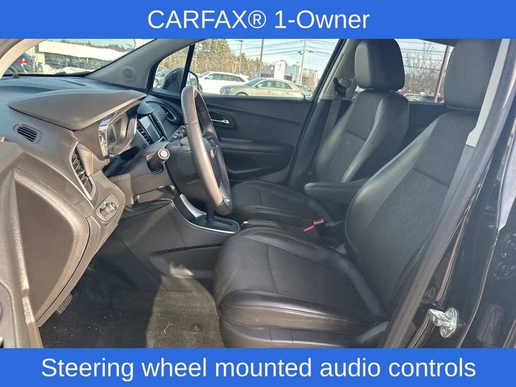 Used 2022 Chevrolet Trax LT w/ Midnight Edition image 15