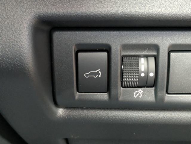 Used 2026 Subaru Outback Premium AWD/4WD image 19