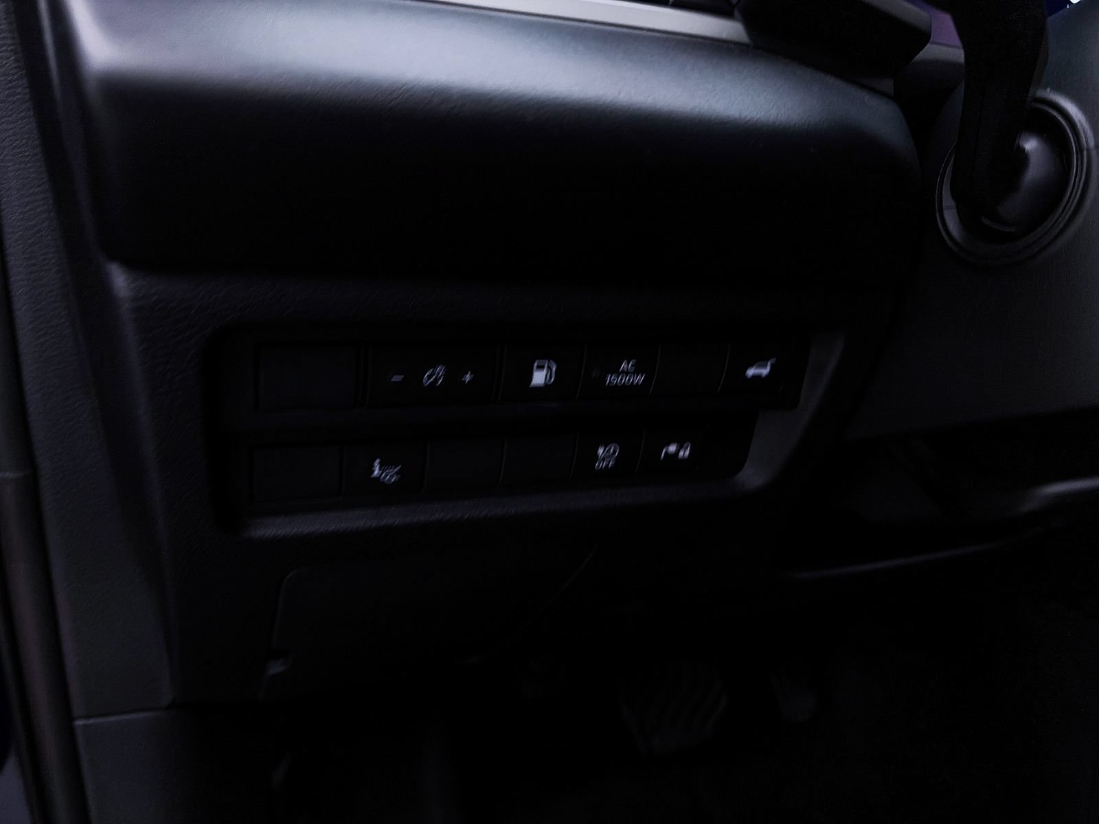 Used 2024 Mitsubishi Outlander SEL AWD/4WD image 22