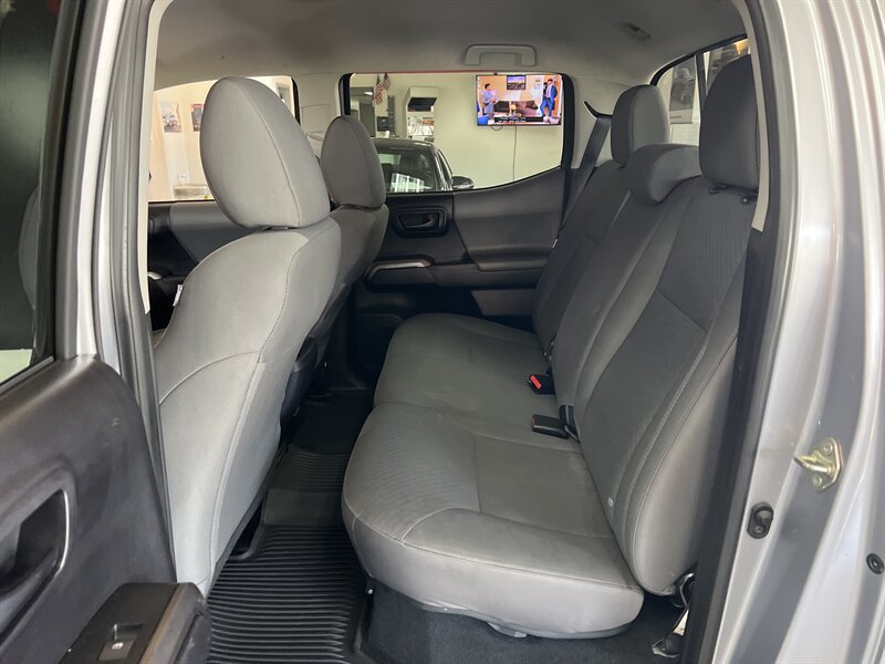 Used 2020 Toyota Tacoma SR5 RWD image 20