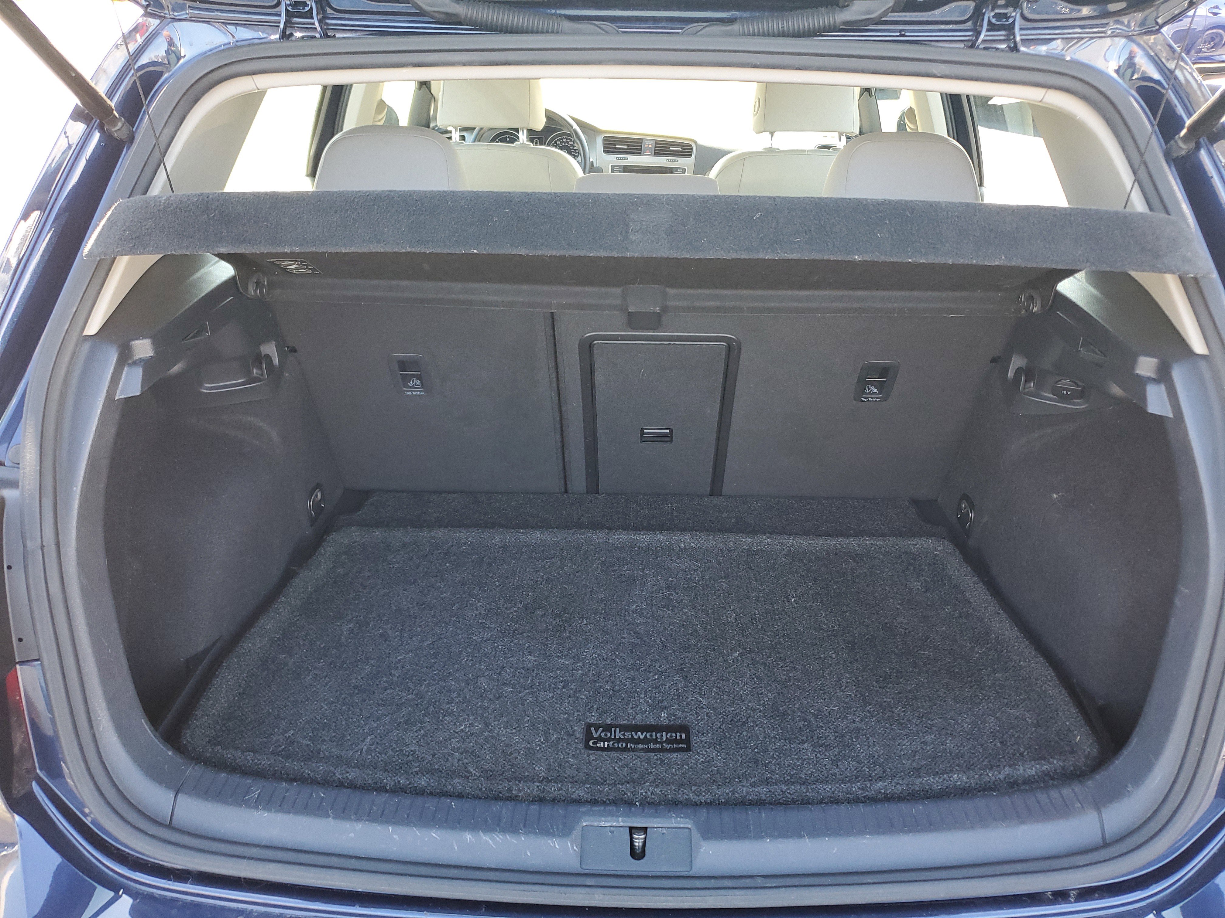 Used 2015 Volkswagen Golf TDI S image 8