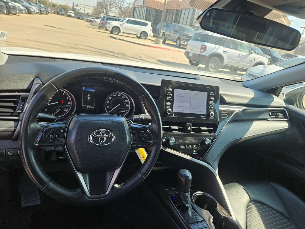 Used 2024 Toyota Camry SE image 16