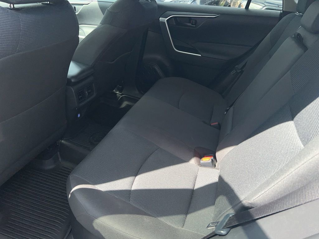 Used 2023 Toyota RAV4 LE image 19