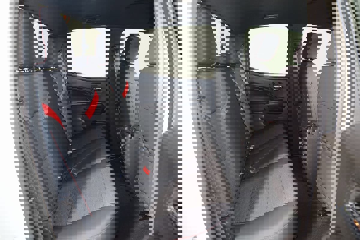 Used 2023 Chevrolet Colorado Z71 image 12