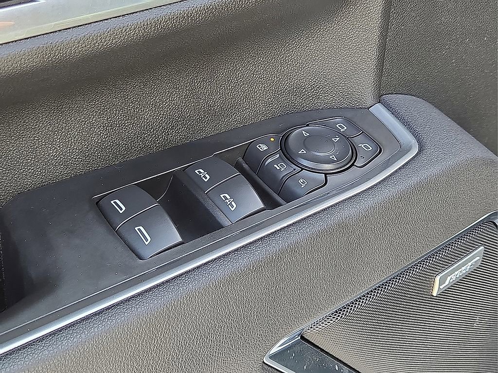 Used 2025 GMC Sierra 2500 SLT w/ Texas SLT Premium Package image 21