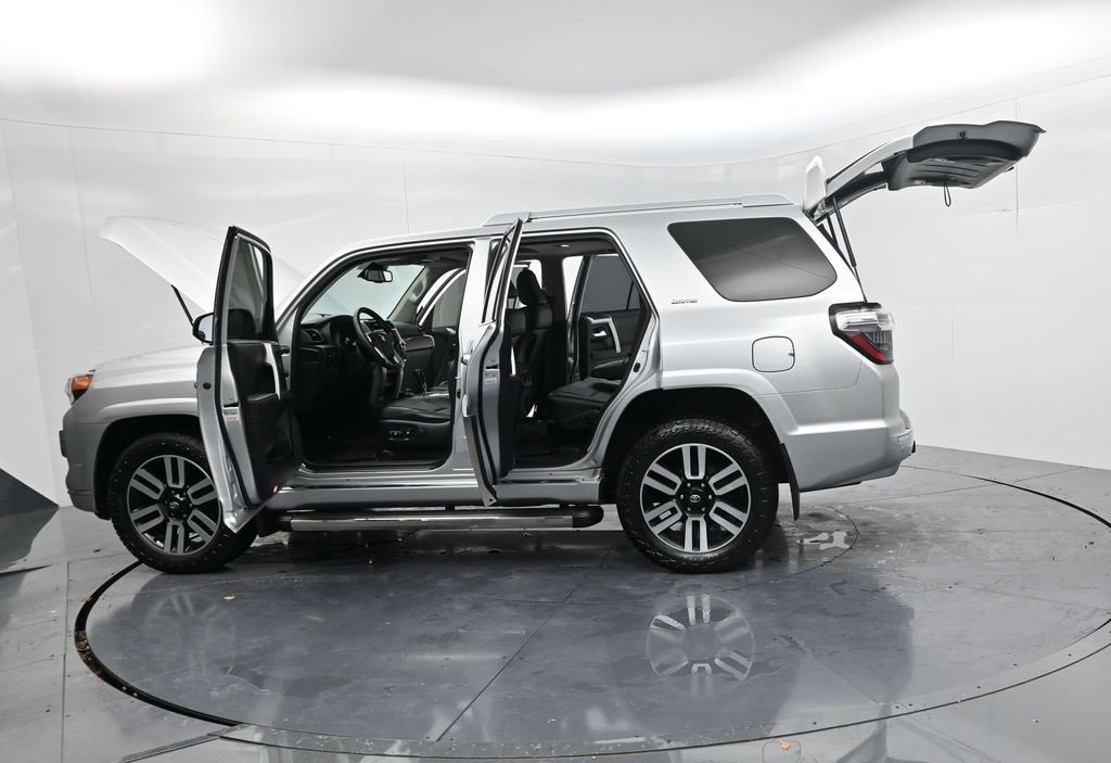 Used 2022 Toyota 4Runner Limited image 77