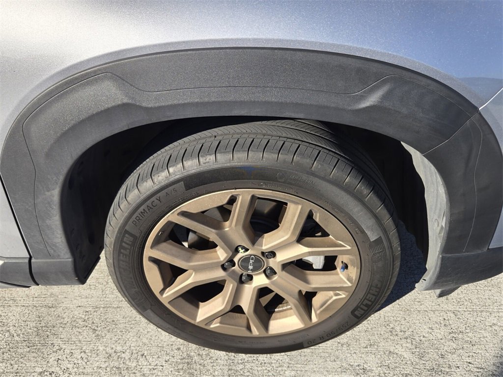 Used 2023 Honda Pilot Touring image 6