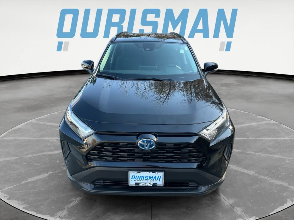 Used 2023 Toyota RAV4 LE image 10