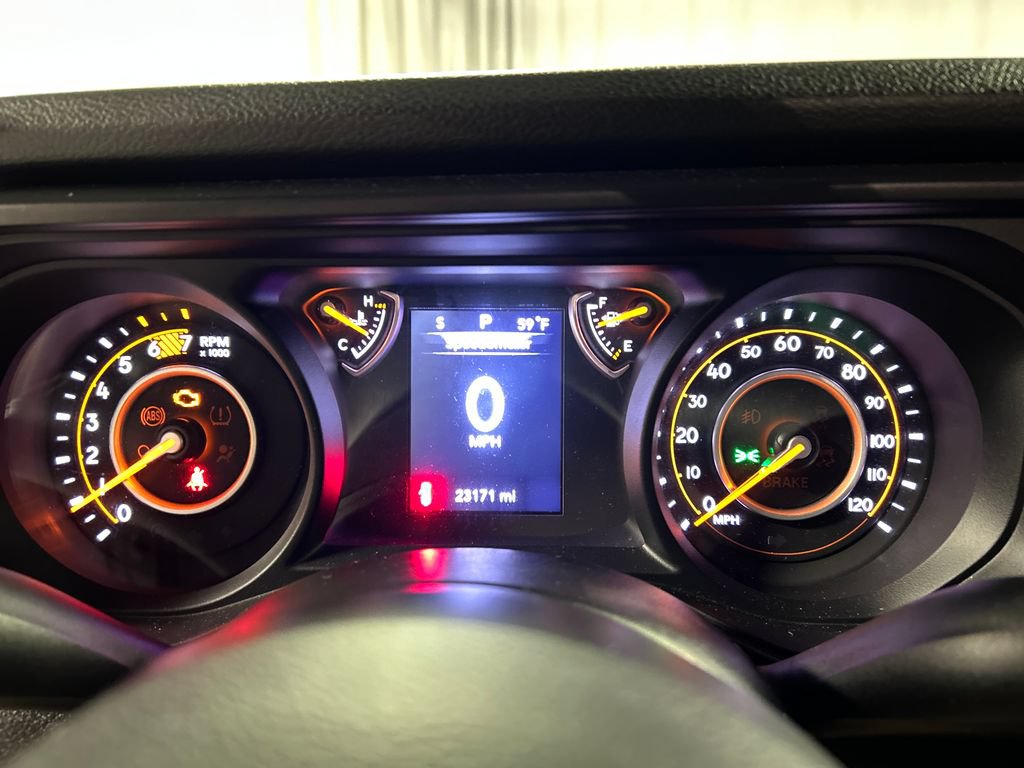 Used 2024 Jeep Wrangler Sport AWD/4WD image 15