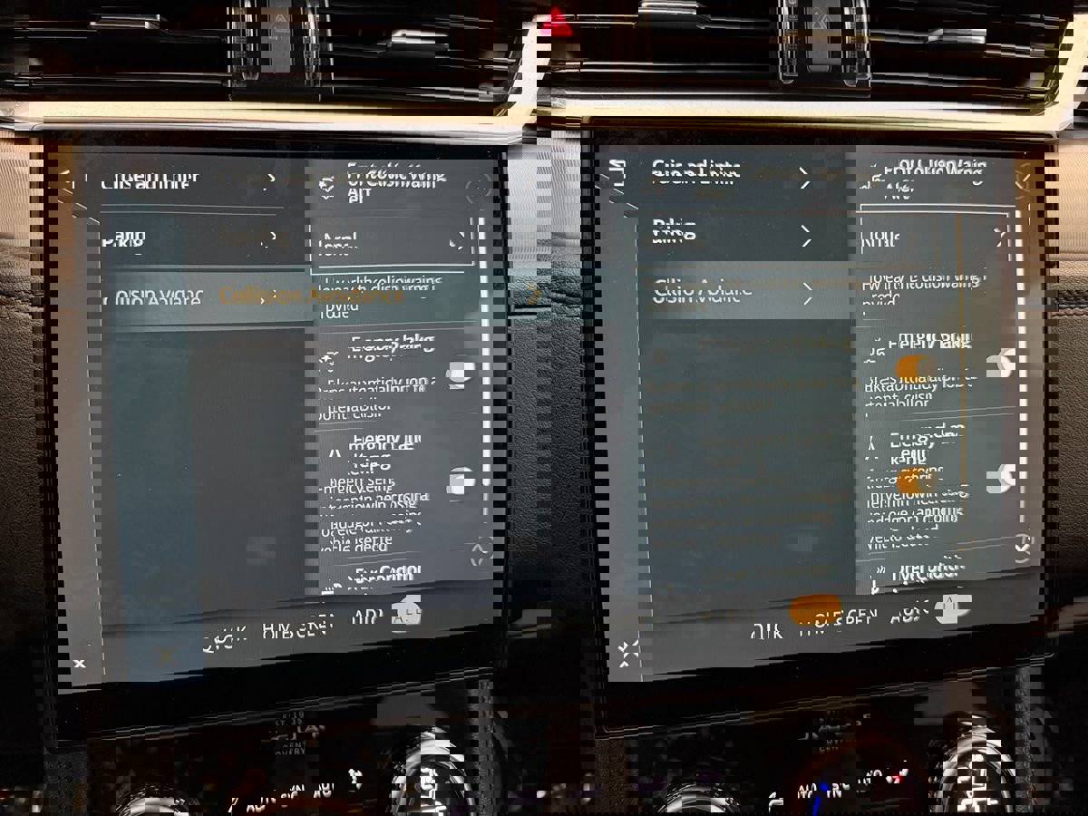 Used 2022 Jaguar F-PACE S image 28