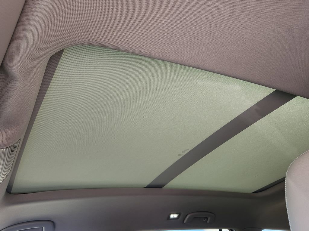 New 2026 Volkswagen Atlas SE image 13