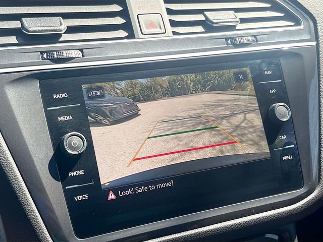 Used 2024 Volkswagen Tiguan SEL R-Line image 33