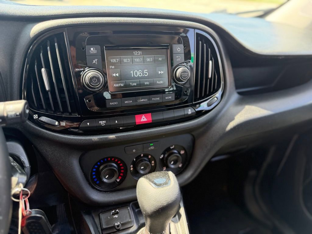 Used 2015 RAM ProMaster City Tradesman FWD image 21
