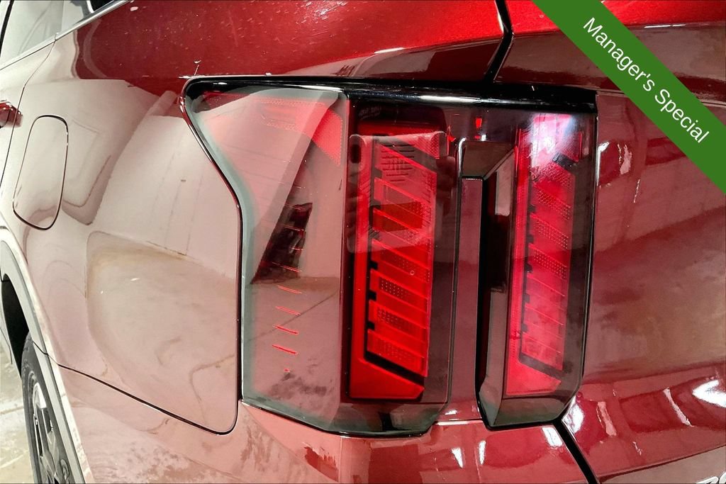 Used 2025 Kia Sorento S w/ Panoramic Sunroof Package FWD image 39