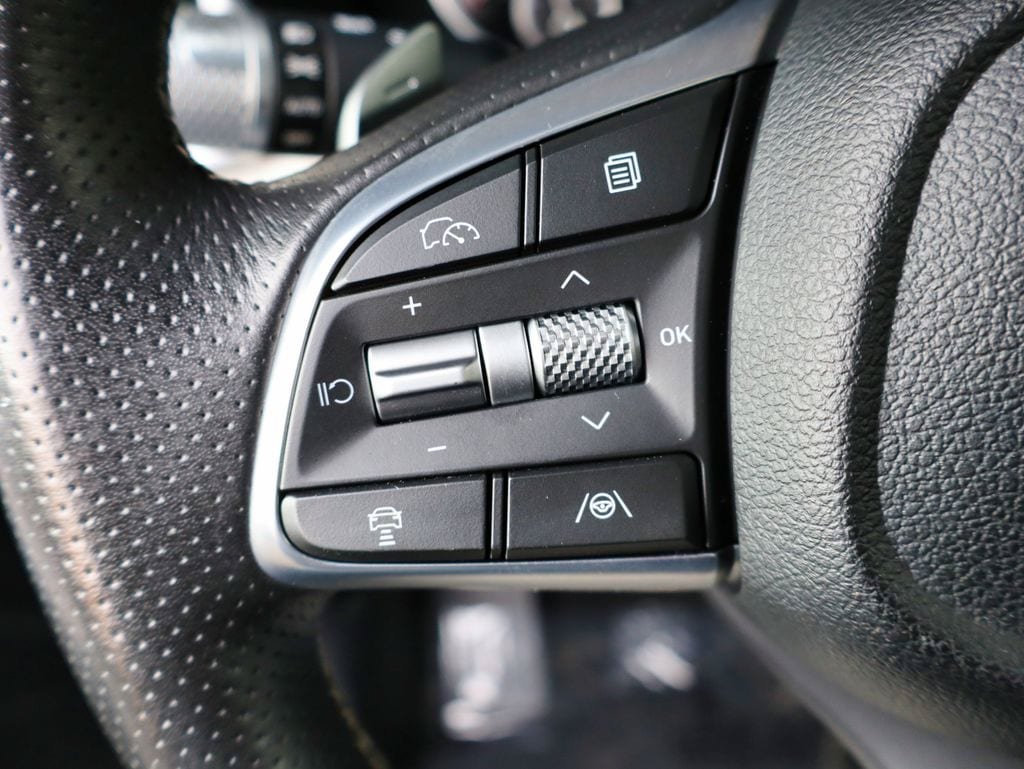 Used 2025 Genesis G70 2.5T AWD/4WD image 30