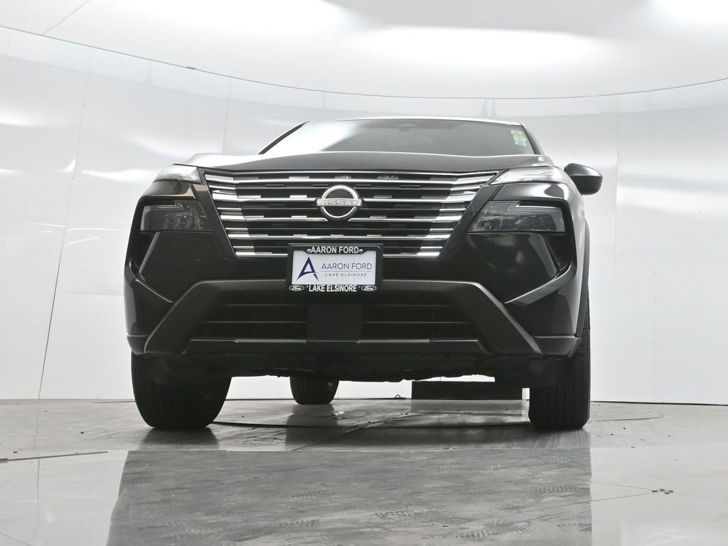 Used 2024 Nissan Rogue S image 54