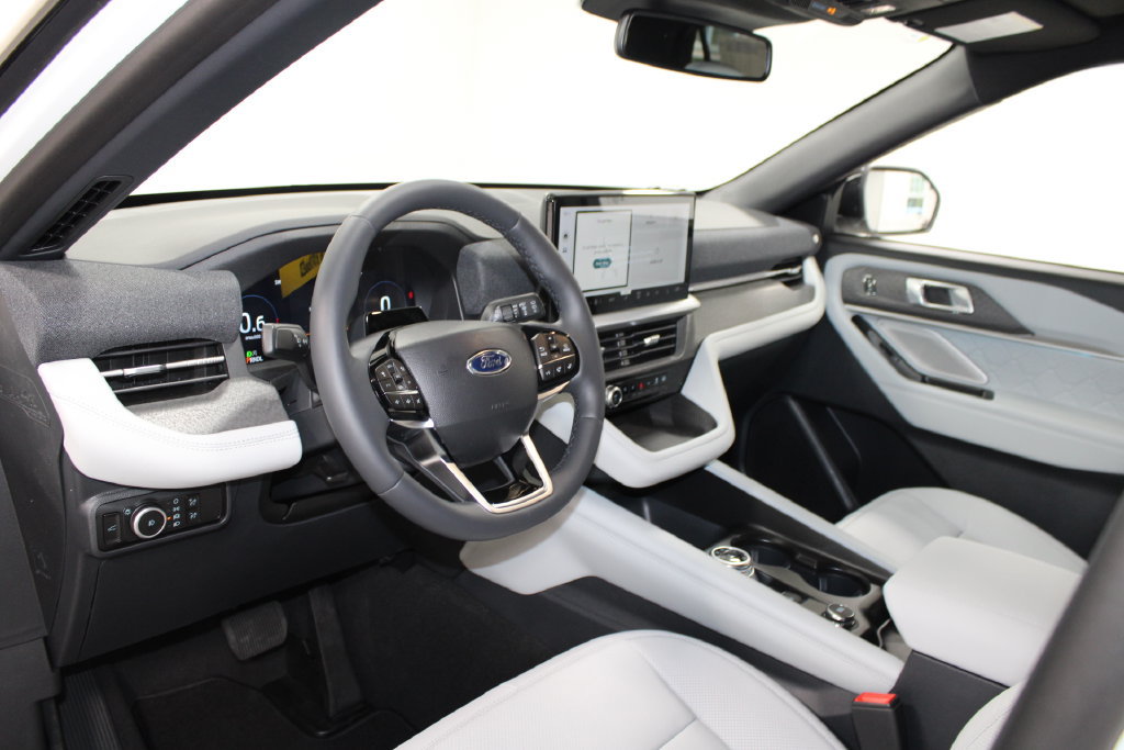 New 2027 Ford Explorer Platinum AWD/4WD image 23