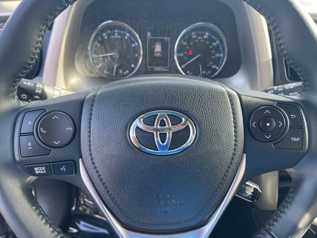 Used 2016 Toyota RAV4 XLE image 8