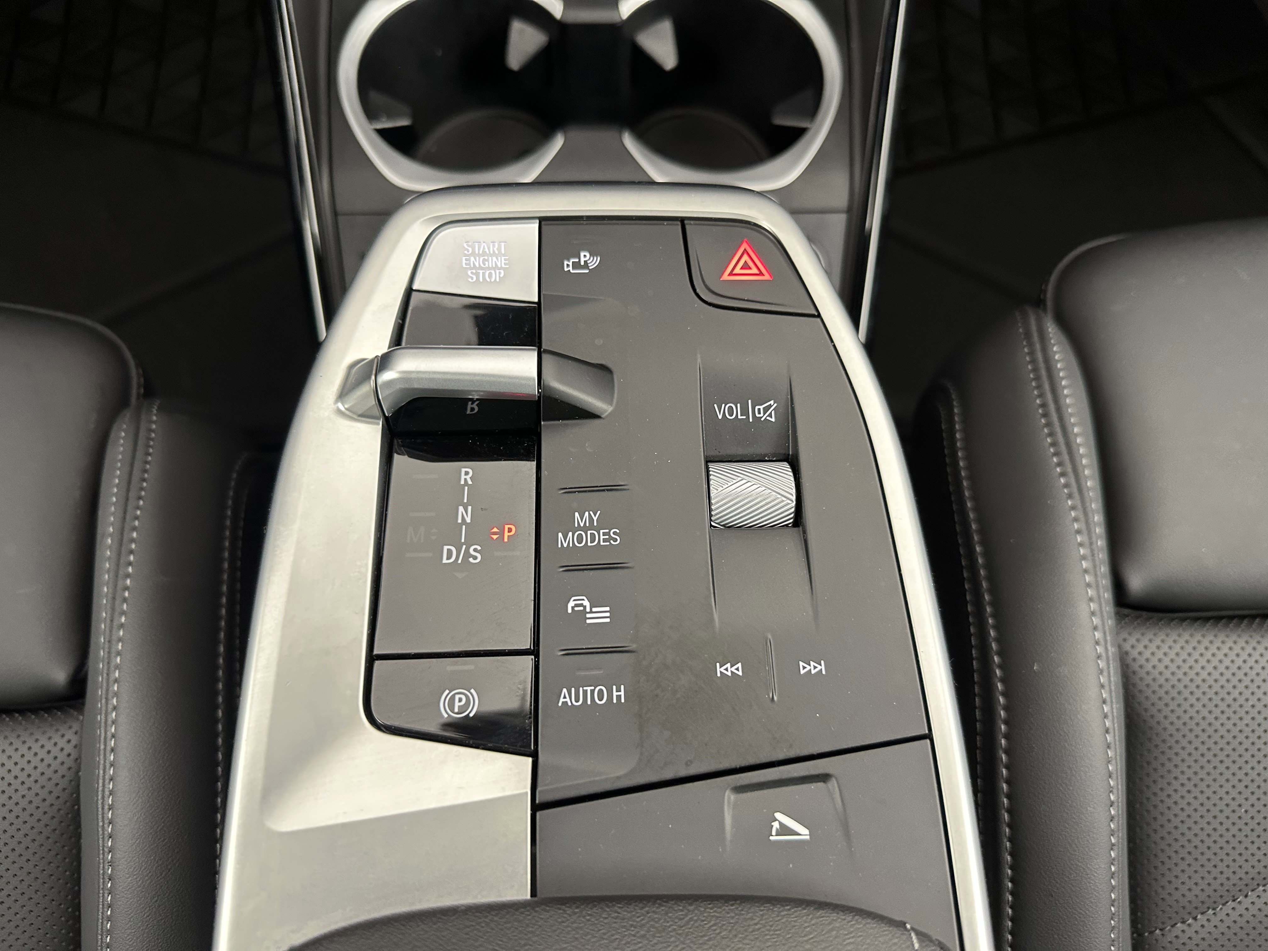 Certified 2025 BMW X1 xDrive28i w/ Technology Package image 21