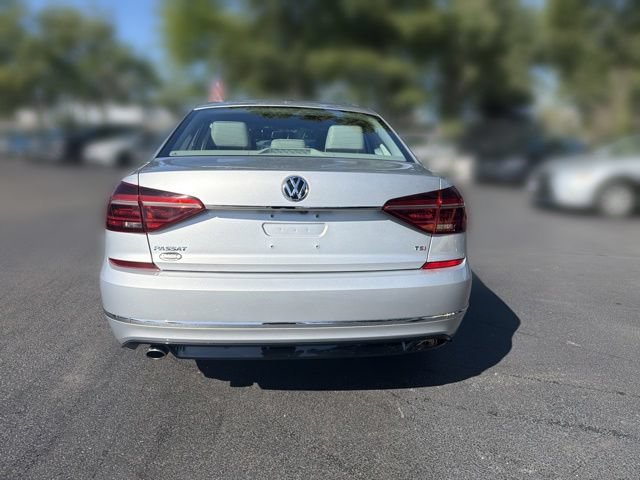 Used 2017 Volkswagen Passat 1.8T R-Line w/ R-Line Lighting Package FWD image 6