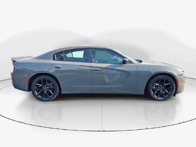 Used 2023 Dodge Charger SXT w/ Blacktop Package RWD image 3