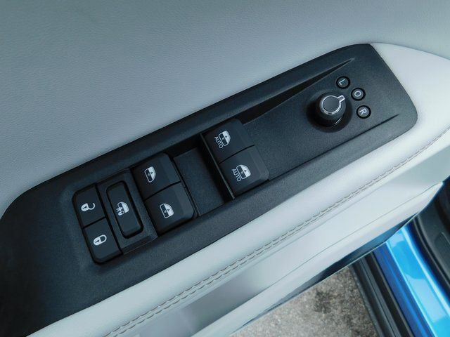 New 2026 Jeep Cherokee Limited image 27