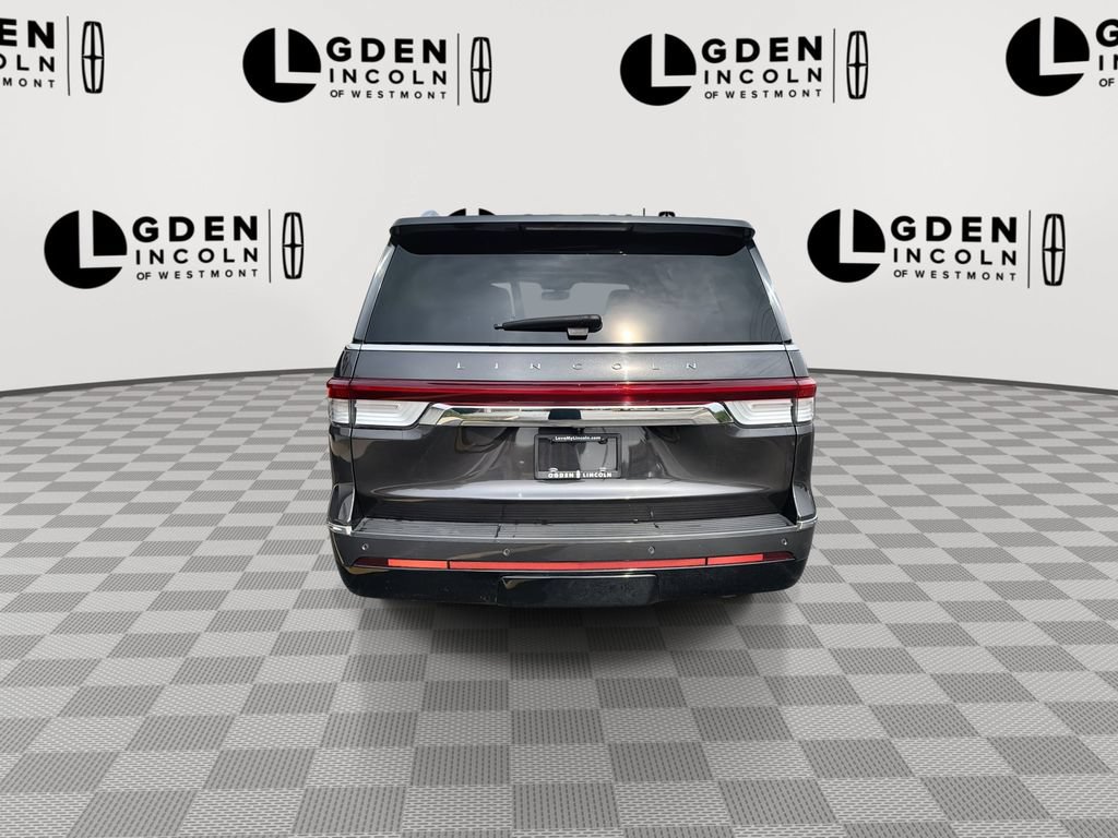 Used 2024 Lincoln Navigator Reserve AWD/4WD image 7