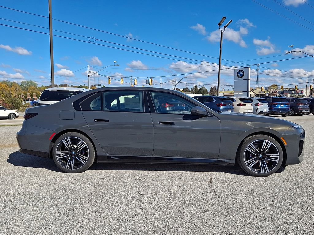 New 2026 BMW i7 xDrive60 image 8