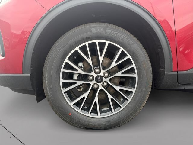 New 2026 Ford Escape SE w/ Class II Trailer Tow Package FWD image 38