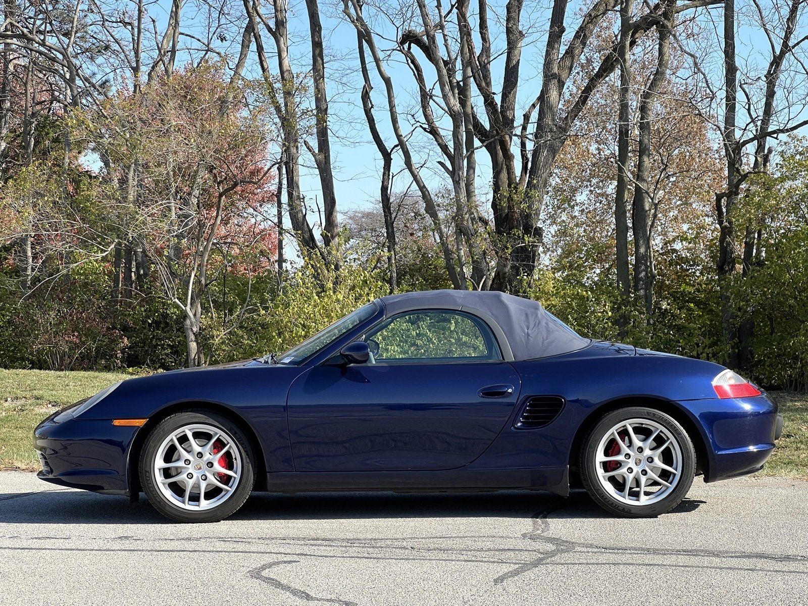 Used 2003 Porsche Boxster image 2