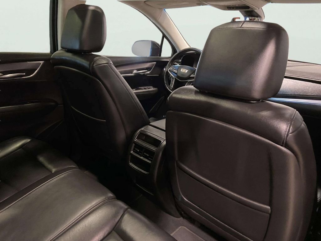 Used 2018 Cadillac XT5 Luxury image 27
