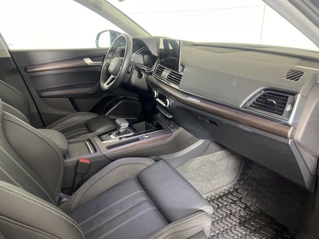 Certified 2023 Audi Q5 2.0T Prestige w/ Prestige Package AWD/4WD image 12