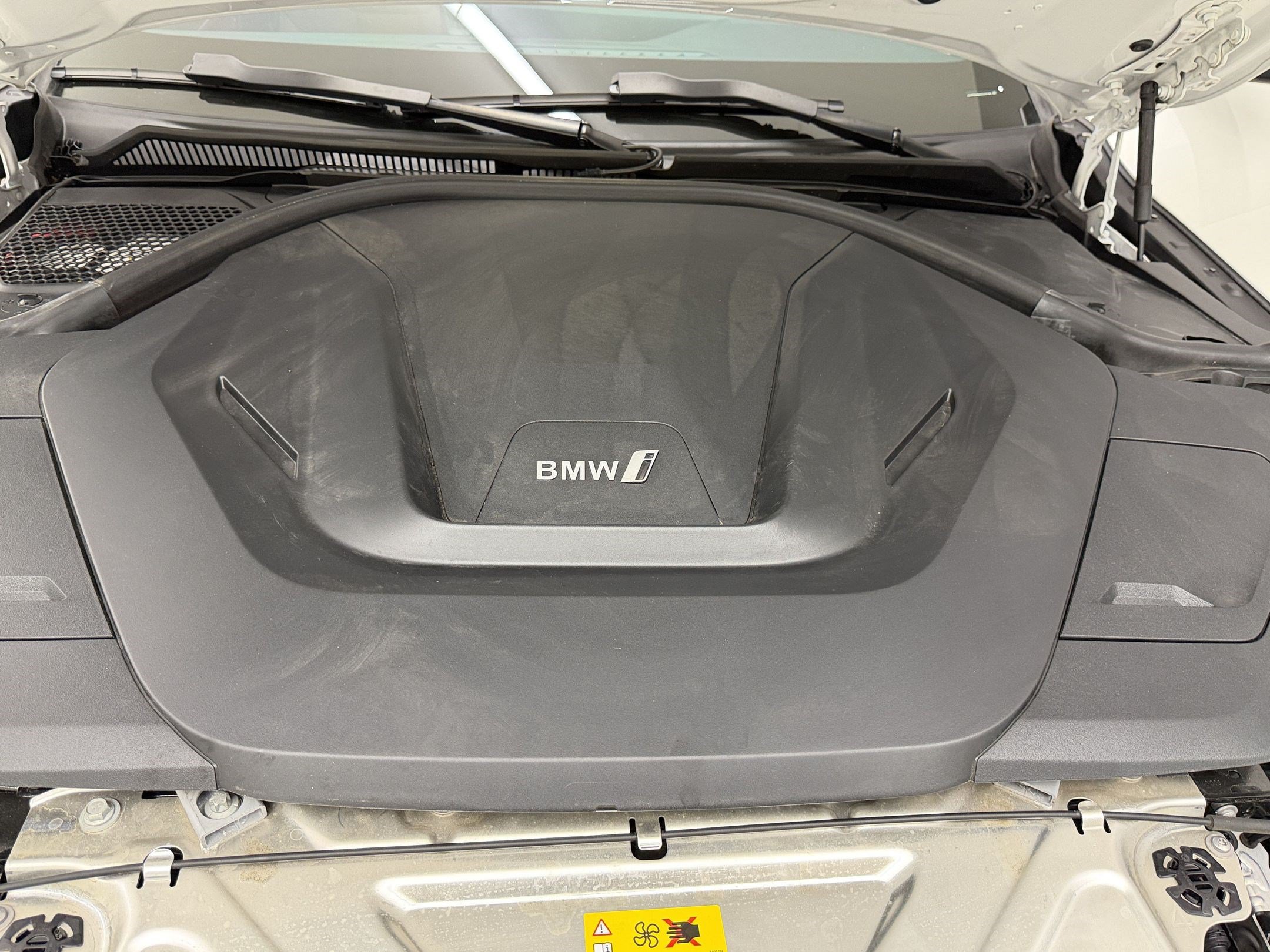 Certified 2023 BMW i4 eDrive40 w/ Premium Package RWD image 34