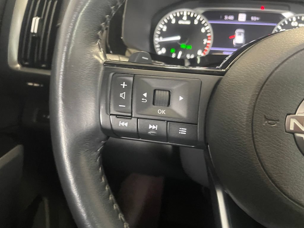 Certified 2022 Nissan Pathfinder SL FWD image 12