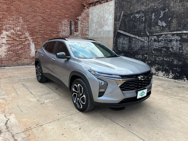 New 2026 Chevrolet Trax RS w/ Driver Confidence Package FWD image 1