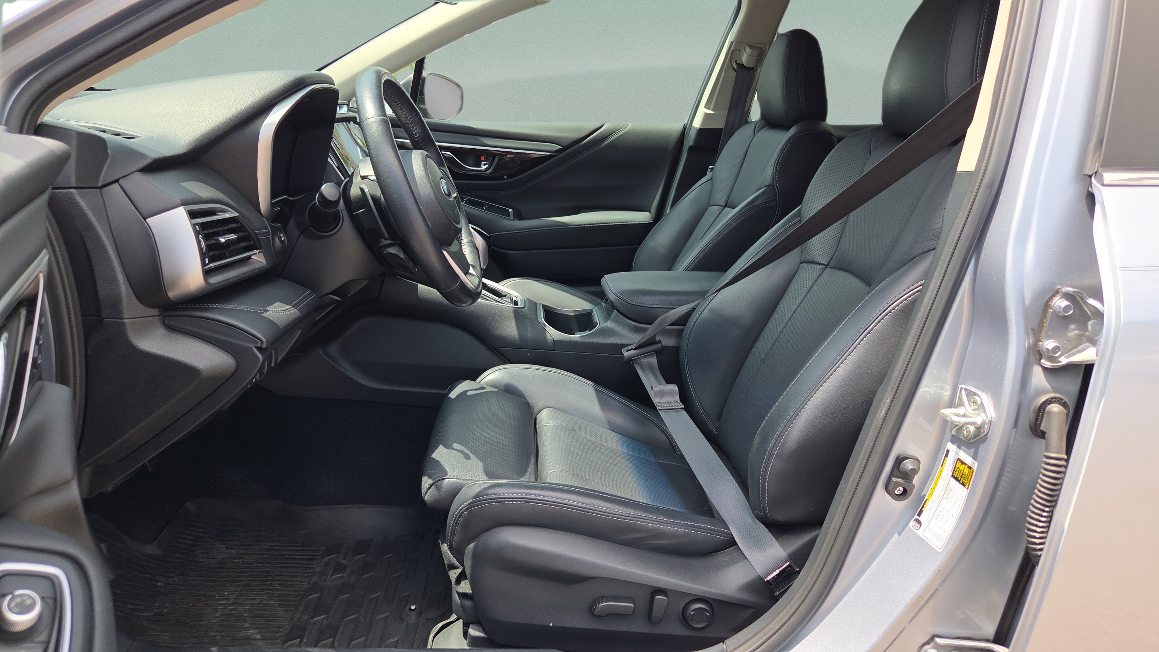 Used 2022 Subaru Outback Limited AWD/4WD image 11