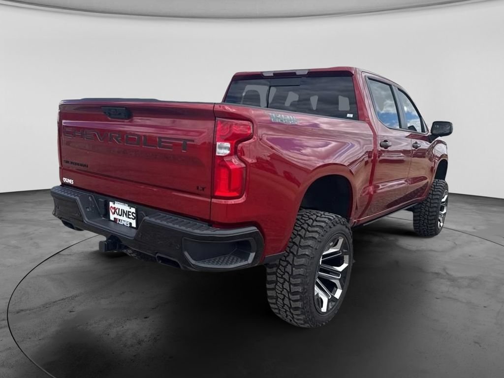 Used 2024 Chevrolet Silverado 1500 LT Trail Boss w/ LT Trail Boss Premium Package AWD/4WD image 11