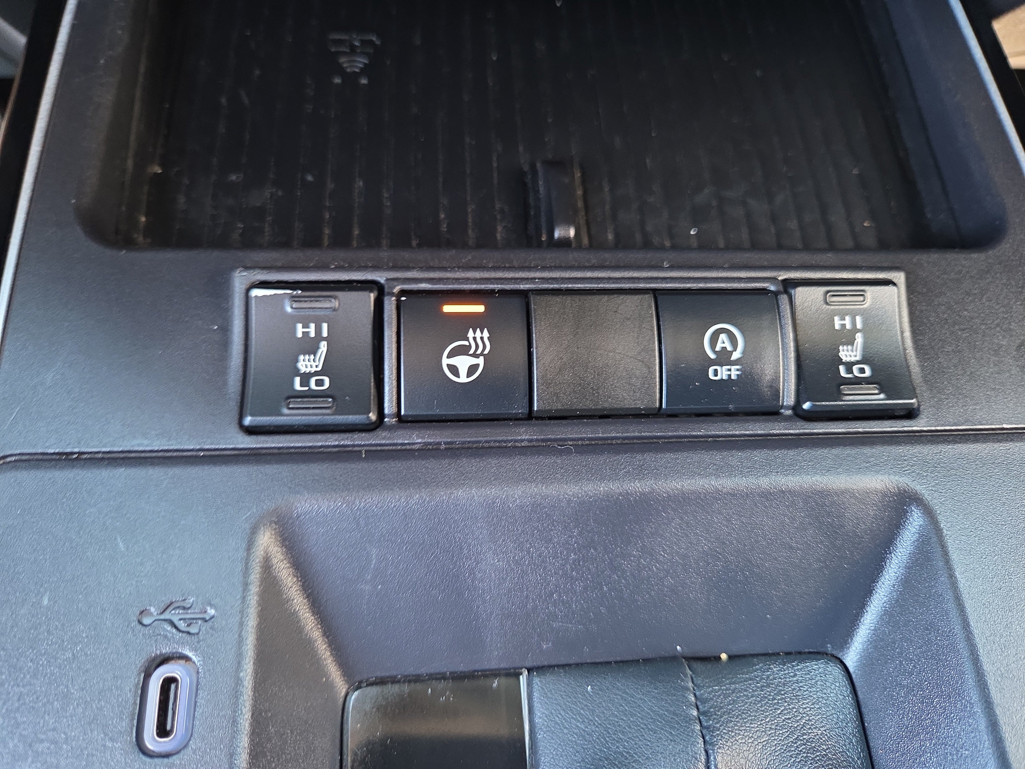 Certified 2026 Toyota Corolla Cross XLE w/ Convenience Package AWD/4WD image 24