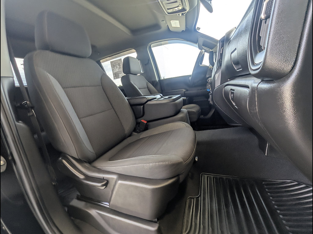 Used 2022 Chevrolet Silverado 2500 Custom w/ Custom Value Package AWD/4WD image 21
