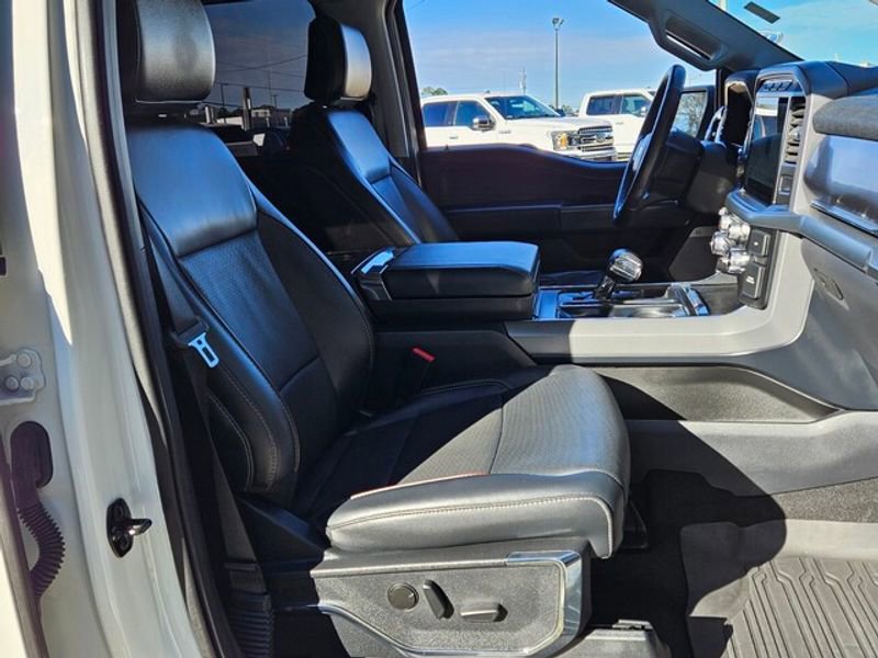 Used 2023 Ford F150 Lariat w/ Trailer Tow Package image 15